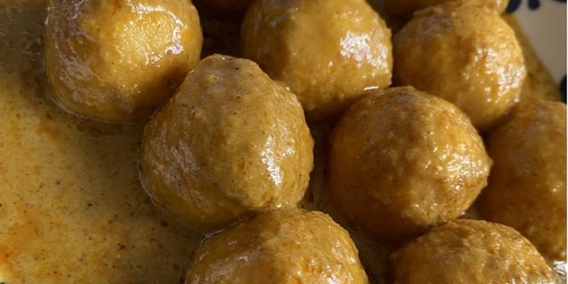 Curry Fish Ball Tray