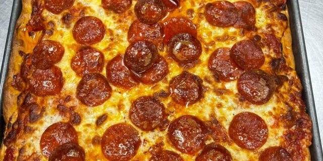Sicilian Pepperoni Pan Pizza
