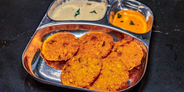 Paruppu Vada