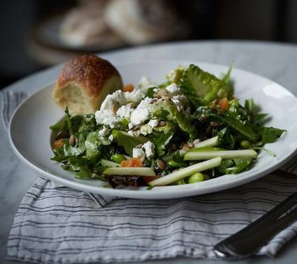 Green & Nutty Salad