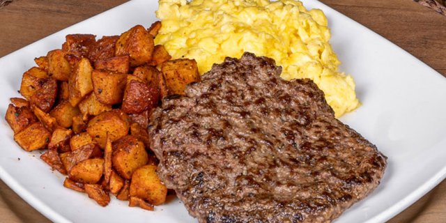 Wagyu Beef Patty & Eggs