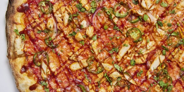 BBQ Chicken Round Pizza