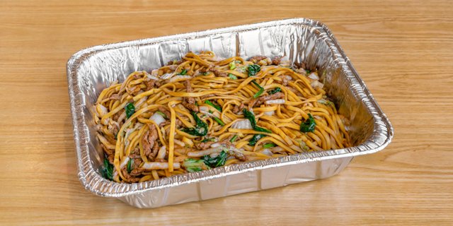 Shredded Beef Stir-Fried Noodles