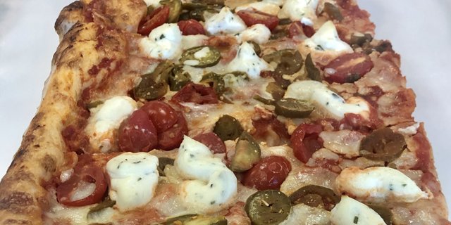 Spicy Square Pie Pizza