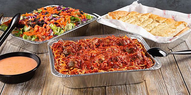 Spaghetti w/ Meatballs