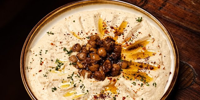 Hummus With Pita Bread