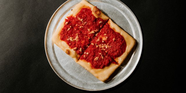 Gluten-Free Vegan Marinara Pizza