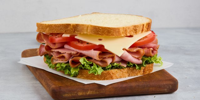 Smoked Ham Sandwich Lunch Box w/ Chips