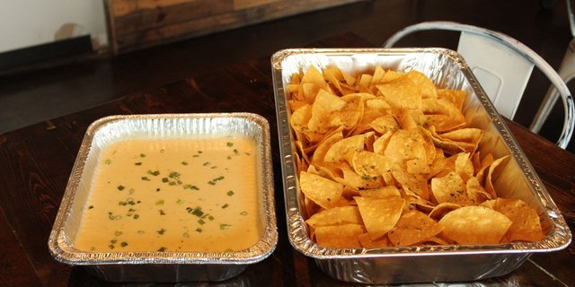 Chips & Queso
