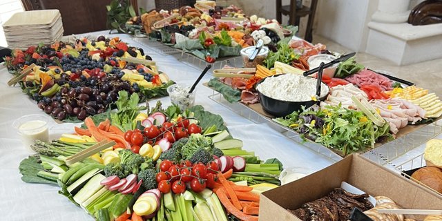 Intimate Grazing Package