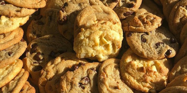 Mini Chocolate Chip Cookie Tray
