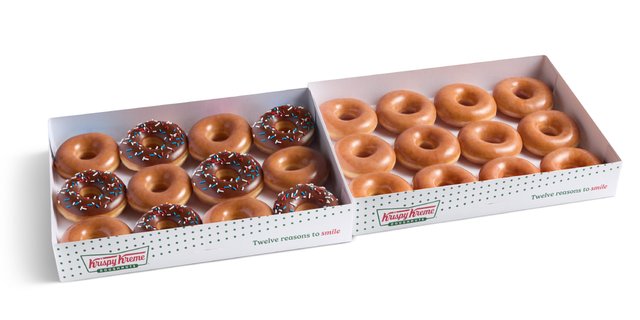 July 4th Holiday Sprinkles + Original Glazed® Dozen Duo