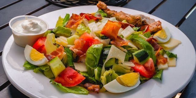 Premium Salad Combo