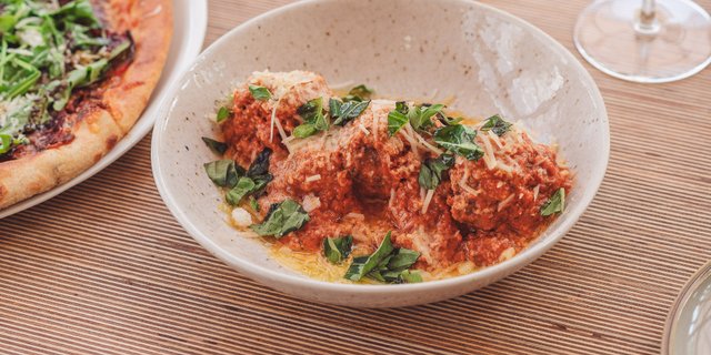 Meatballs & Sauce