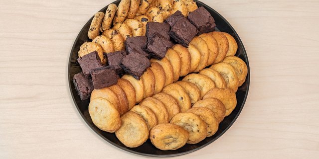 Mini Cookie & Brownie Platter