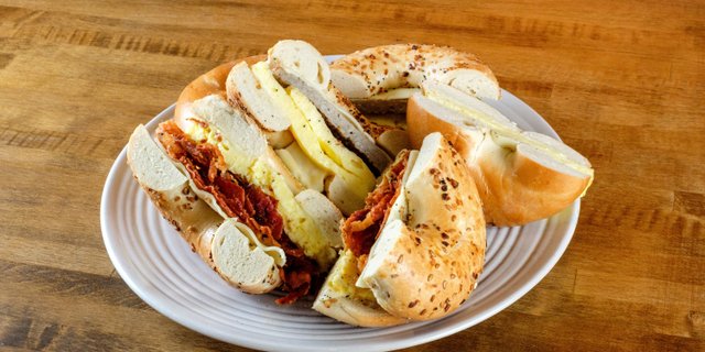 Bagel Breakfast Sandwich Tray