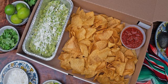 Guacamole & Salsa