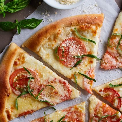 Five-Cheese & Fresh Tomato Pizza
