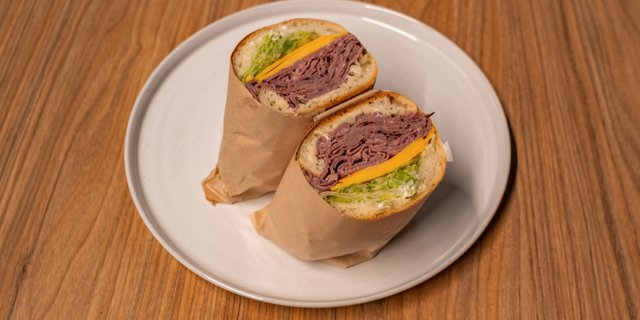 Manzo Roast Beef Sandwich Platter