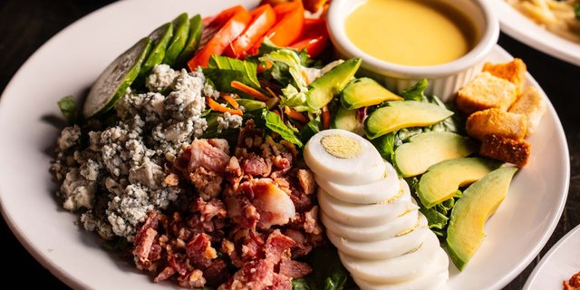 Cobb Salad Half Pan