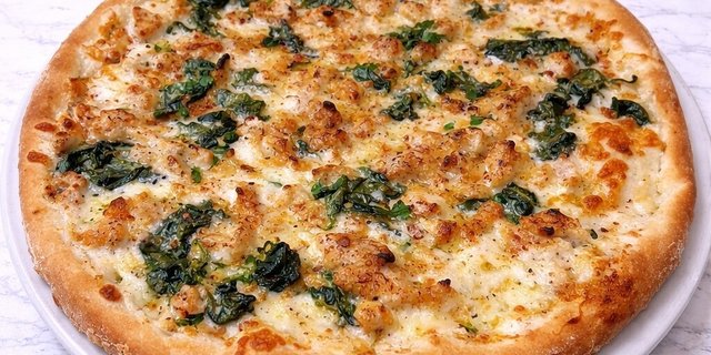 Chicken Alfredo Pizza