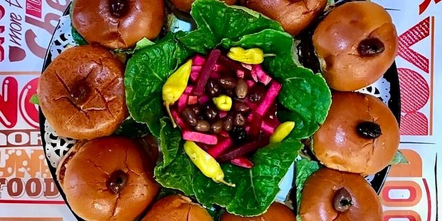 Cheeseburger Tray