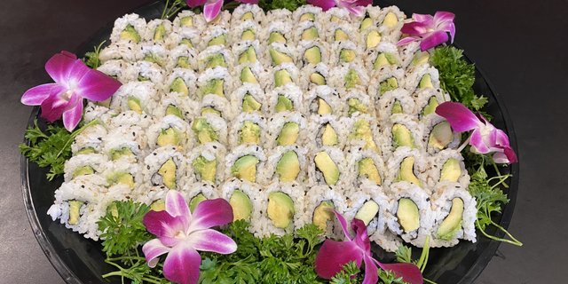 80-Piece Avocado Roll Platter