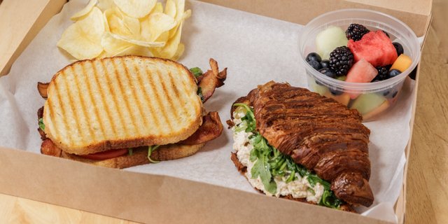 Lunch Tray