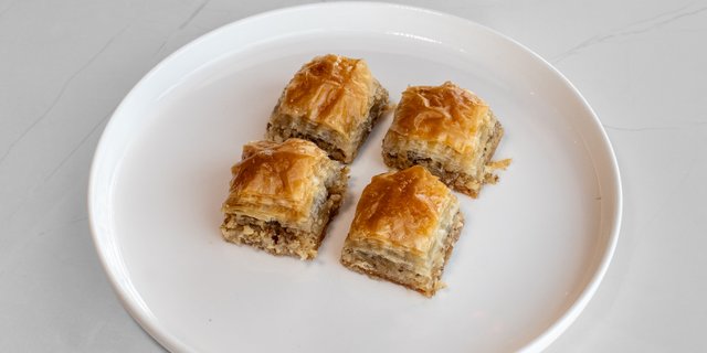 Baklava Wal-Nut