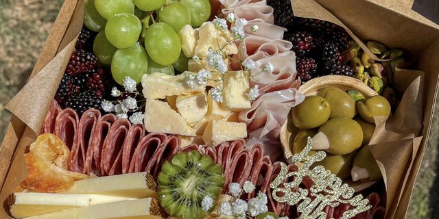 Small Grazing Board