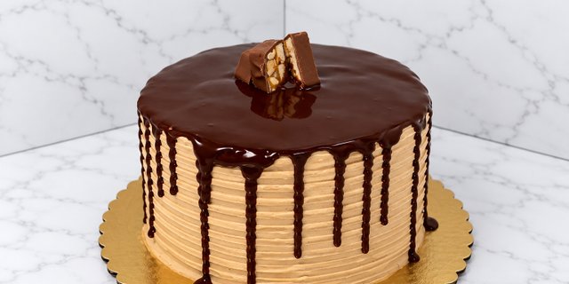 Snickers Cake