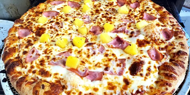 Hawaiian Pizza