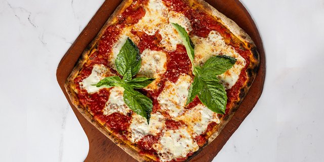 Square Margherita Pizza