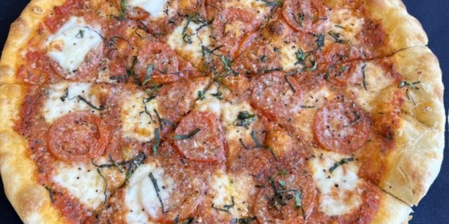 Classic Margherita Pizza