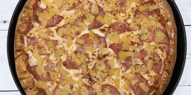Hawaiian Pizza