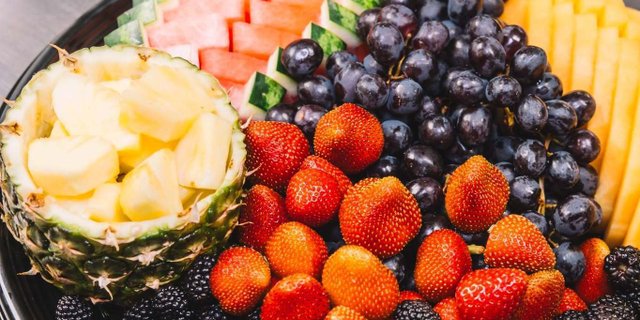 Seasonal Fruit Tray
