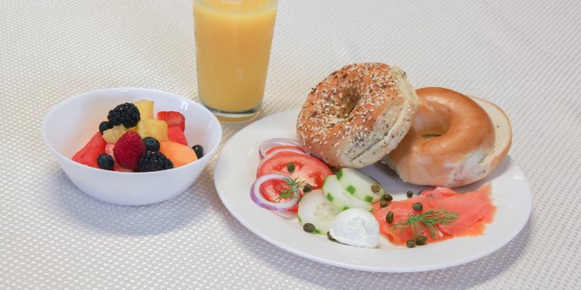 Bagels with Lox Platter