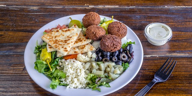 Falafel Salad Platter