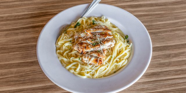 Grilled Chicken Alfredo