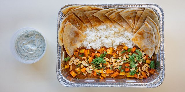 Red Lentil Coconut Curry Tray
