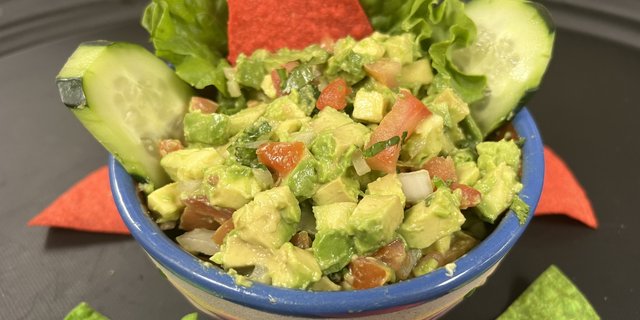 Chips & Guacamole