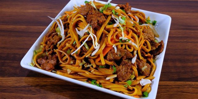 Beef Lo Mein