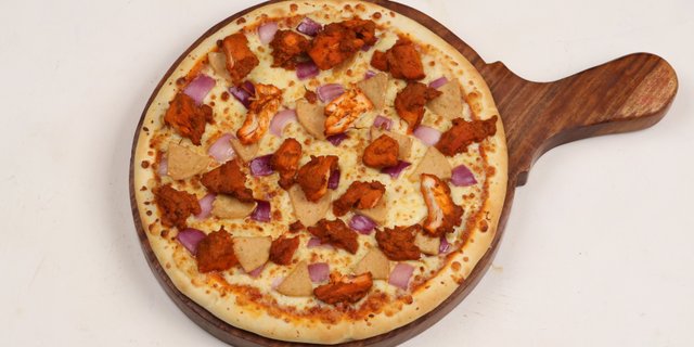 Grilled Chicken Pizza