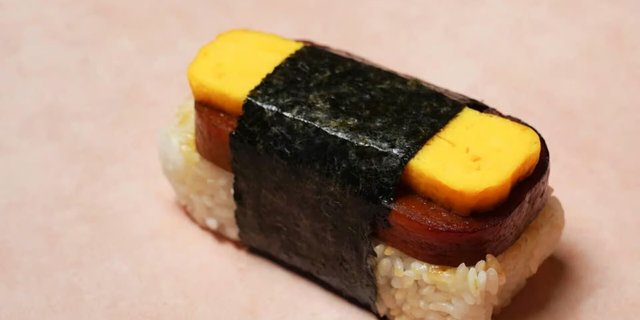 Tamago Spam Musubi