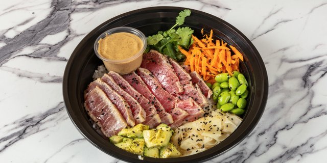 Seared Ahi Tuna Bowl