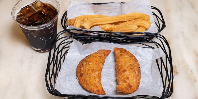 Lunch Trio Empanada