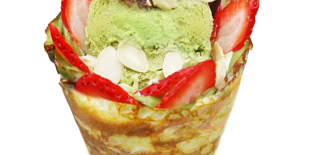 Matcha Azuki Bean Crêpe