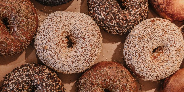 Dozen Bagels
