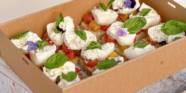 Sweet Burrata Toast