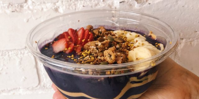 The Açaí Smoothie Bowl